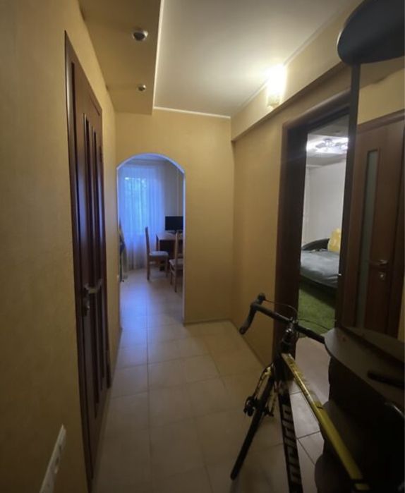 Гарна 1к квартира на Урожаі,( Зупинка Заболотного)