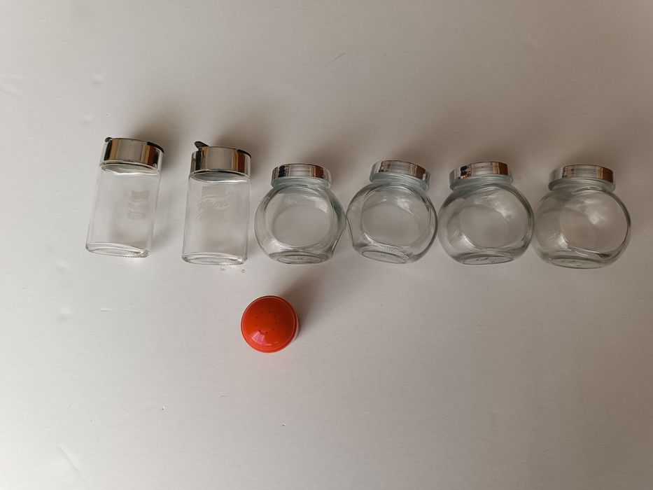 Pojemniki słoiki szklane na przyprawy