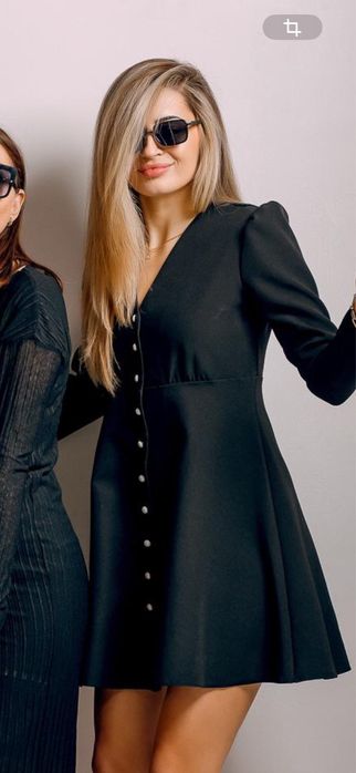 Продам сукню з довним рукавом