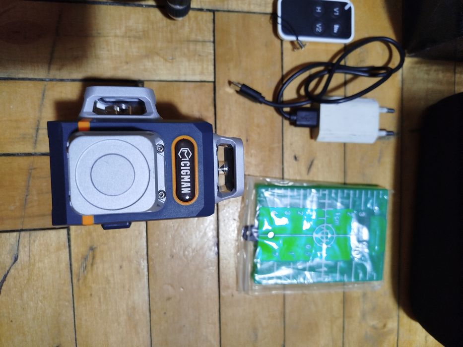 Лазерний рівень нівелір Cigman CM-701