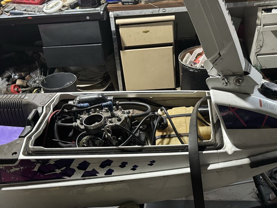 Kawasaki JS 550 ,кавасаки стоячий гидроцикл