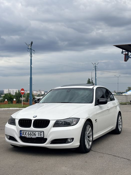 BMW 3 E90 328i xDrive! 2011год , 3 литра, автомат, идеал!