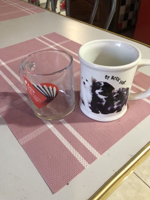 Продам  чашки в гарному стані