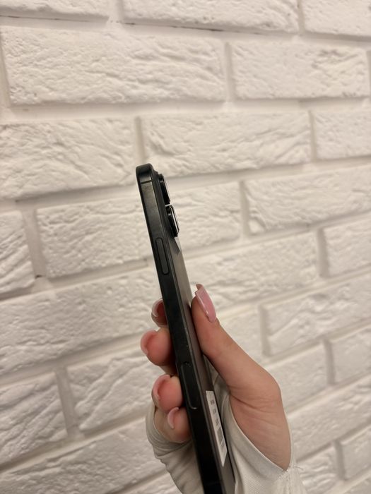 iPhone 16 pro max 256 black titanium