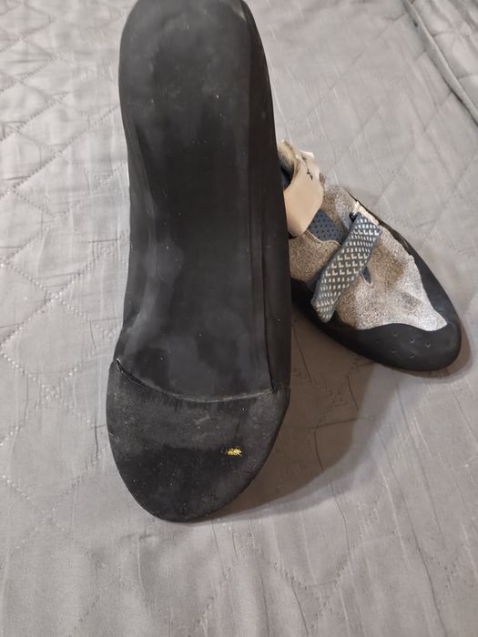 Używane buty wspinaczkowe Simond na rzepy