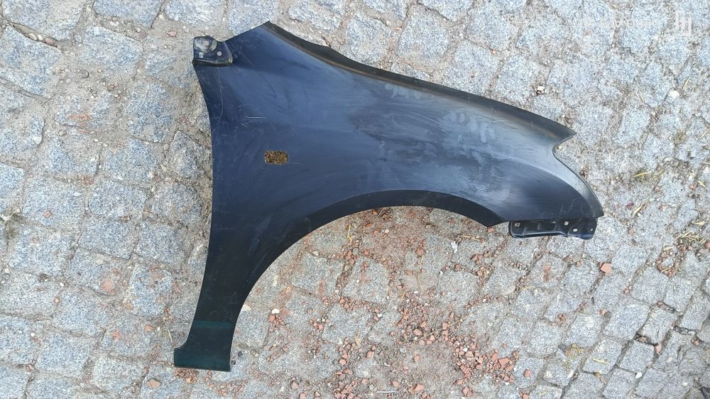 Guarda lamas Toyota Corolla e12 h/back 2002