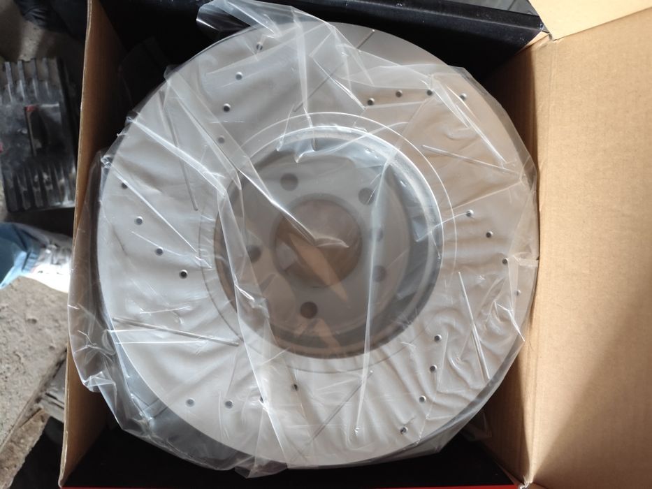 Nowe tarcze + zaciski BMW