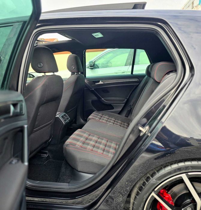 VOLKSWAGEN GOLF 7.5 GTI PERFORMANCE 2.0TSI 245CV DSG "FULL EXTRAS"