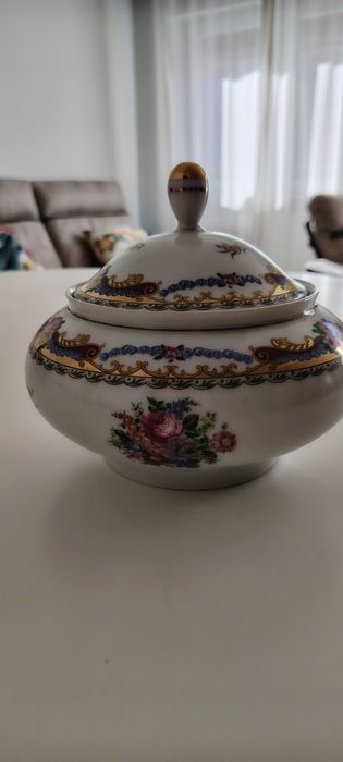 Pote de porcelana Limoges