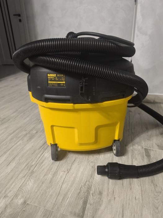 Продам будівельний пилосос DeWALT DWV901L