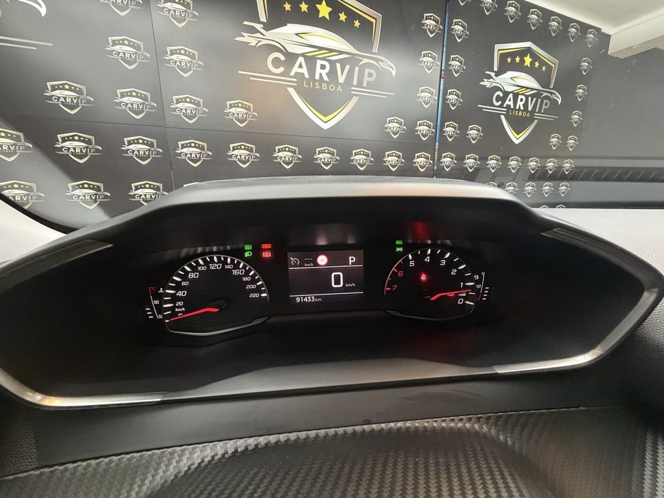 PEUGEOT 2008 AUTOMATICO 1.2 GASOLINA