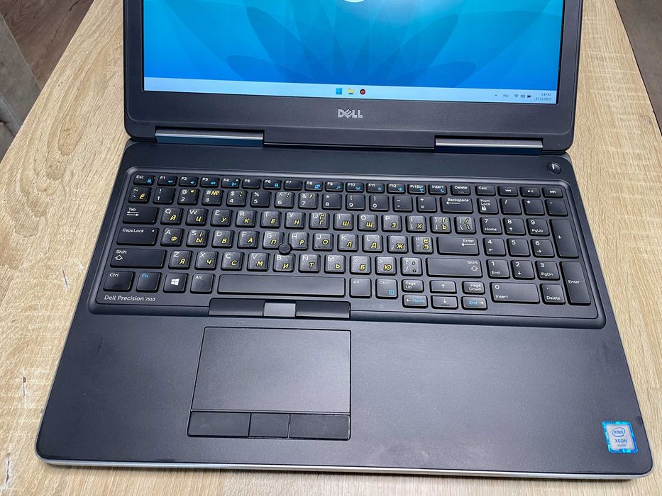 Dell Precision 7510,i7-6920HQ,NVIDIA M2000-4GB,ОЗУ 16GB,SSD 256GB, IPS