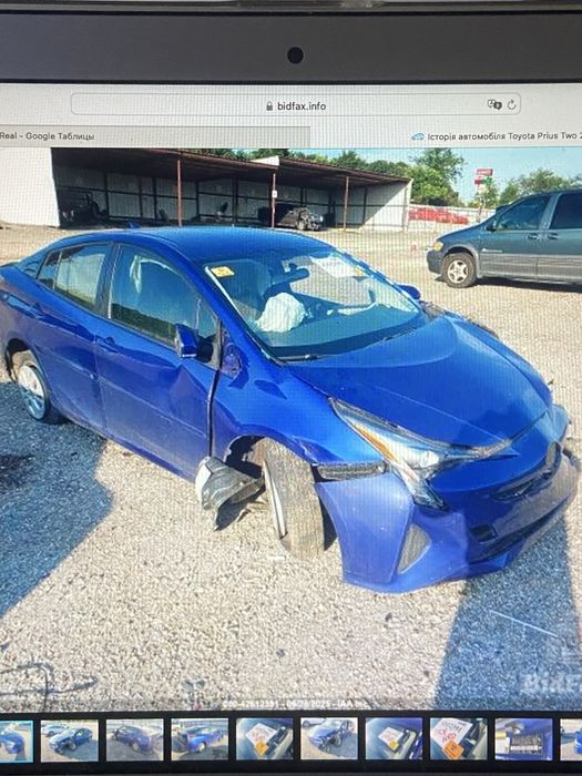 Тойота пріус 50 Toyota prius 50 2016