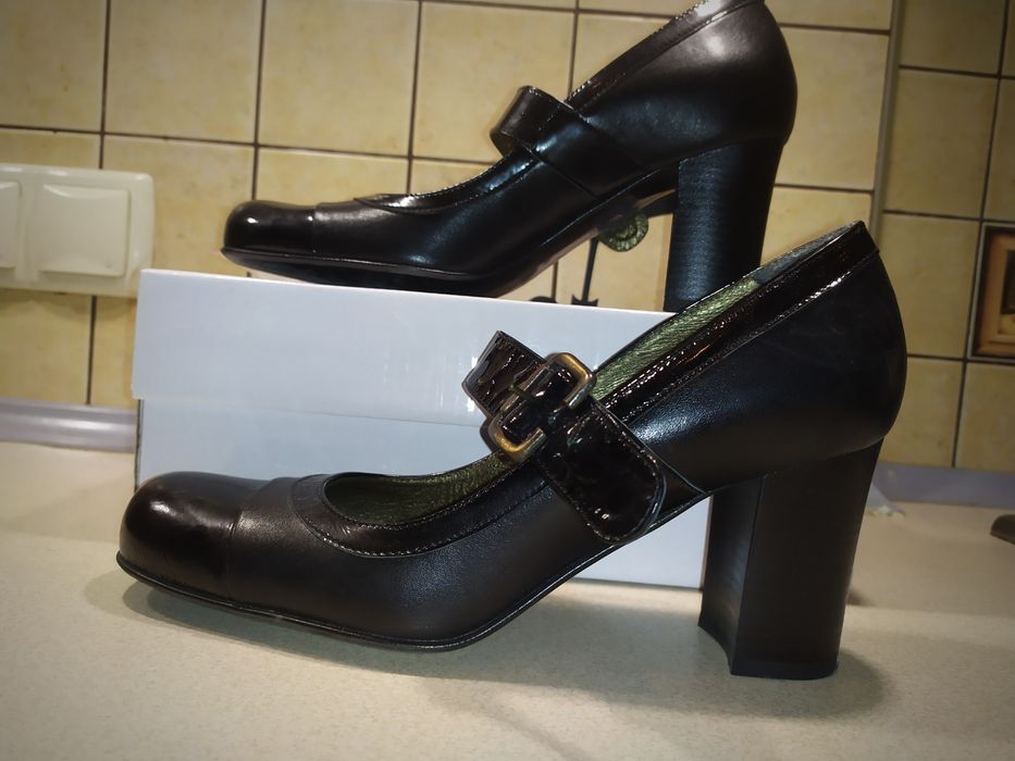 Туфли женские кожаные. 38 размер. Идеальное состояние.