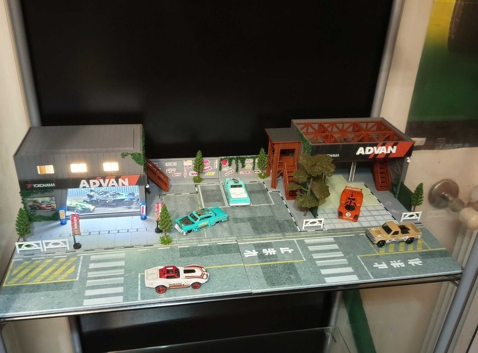 Diorama 1/64 Magic City Yokohama Advan