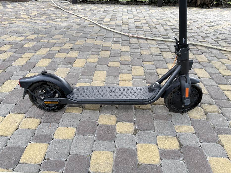 Електросамокат ninebot