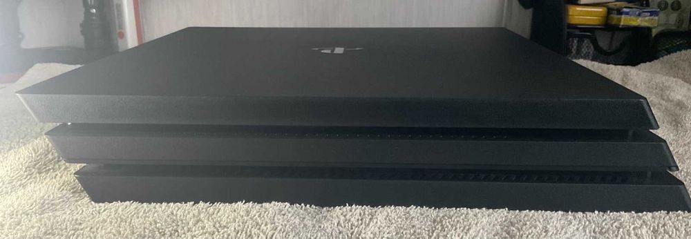 PS4 PRO CUH-7208B остання ревізія