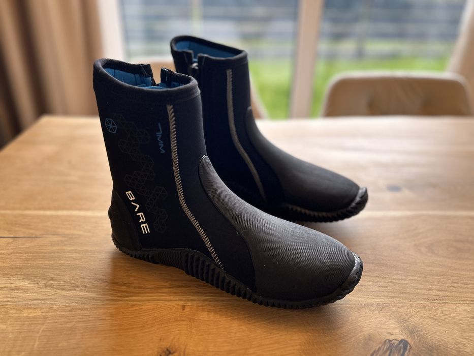 Buty nurkowe BARE 7mm - nowe