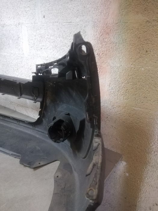 Vendo Para-choque de frente Fiat scudo ano 2006/12