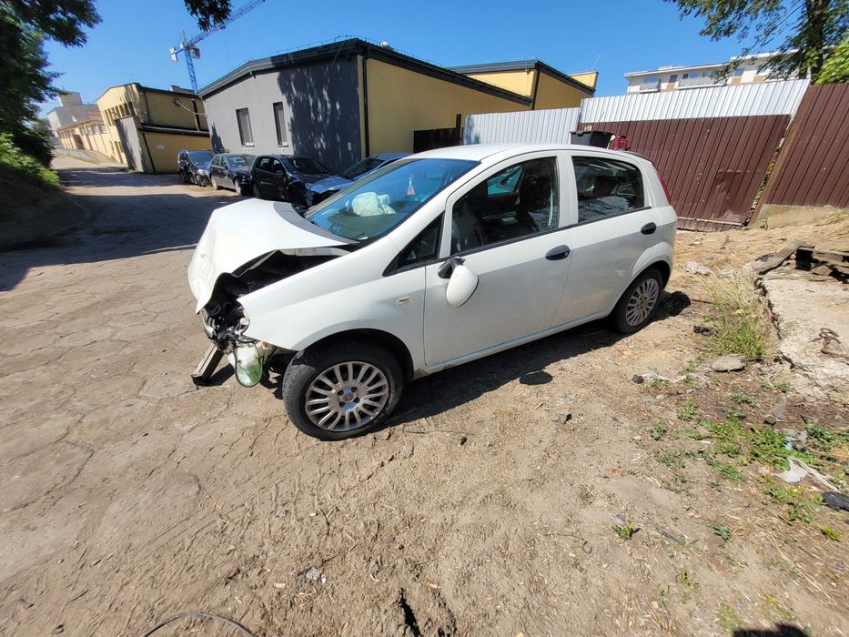 2008 Fiat Grande Punto 1.3 JTD 1 9 9 A 2 0 0 0 75 KM Lakier 296 Silnik Skrzynia Części