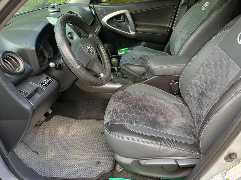Tayota RAV4 2006