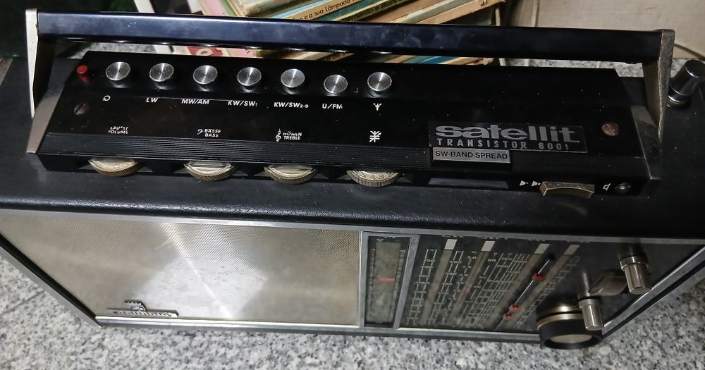 Grundig Satellit transistor 6001