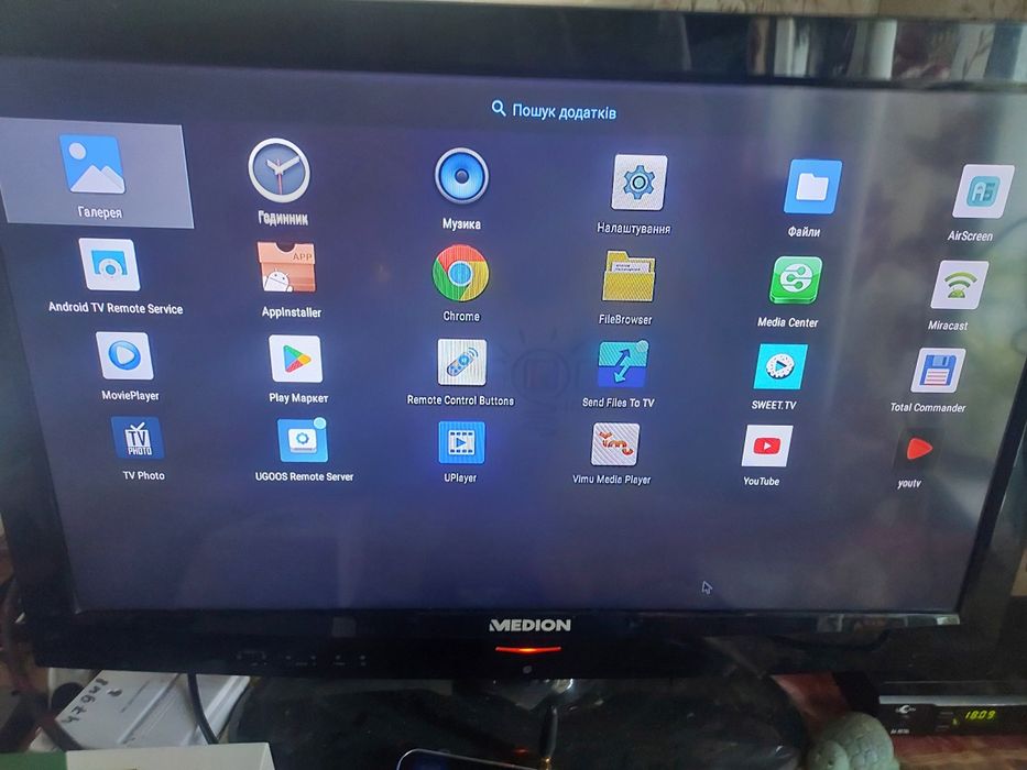 Ugoos x3 pro 4/32 приставка