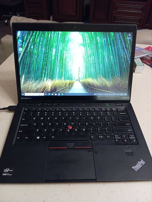 Ноутбук Lenovo carbon X1 i7 8GbDDR4 256GbSSD 14"
