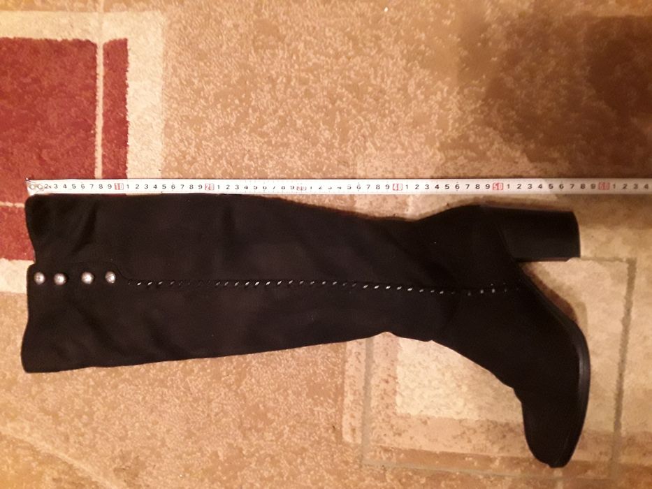 Продам ботфорты чёрные