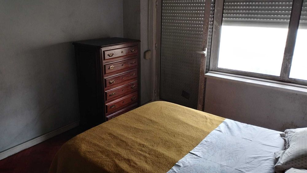 Quarto na Boavista, Rua de Júlio Dinis, espaçoso e com serviços incluídos