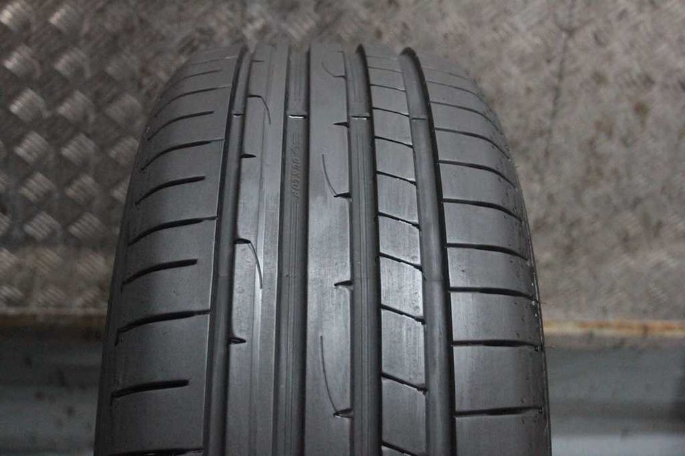 215/50/17 Dunlop Sport Maxx RT2 215/50 R17 95Y XL jak nowa