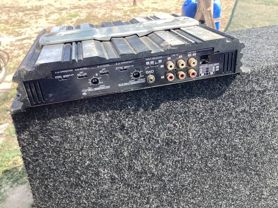 Продам буфер с усилителем Kenwood 320Wt