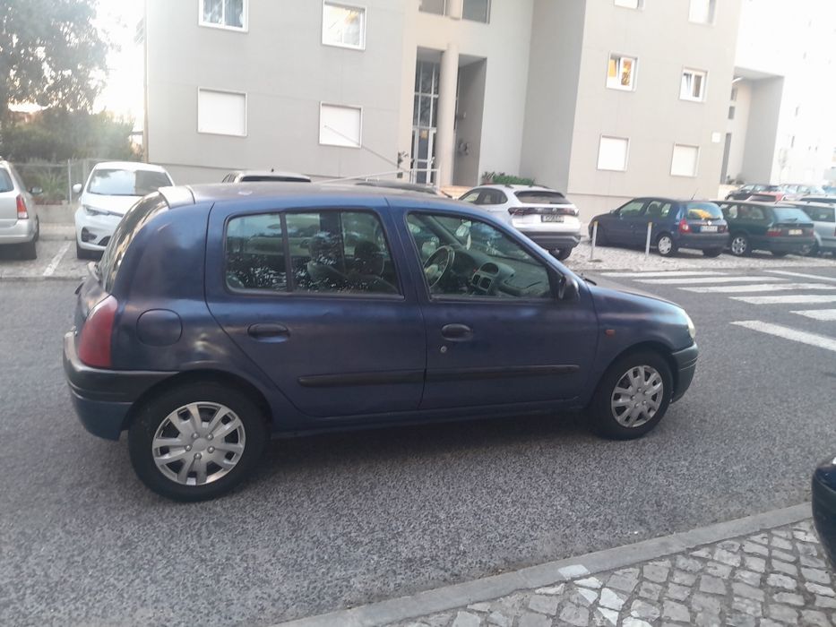 Renault  clio 1.2 i  full estras AC — photo 3