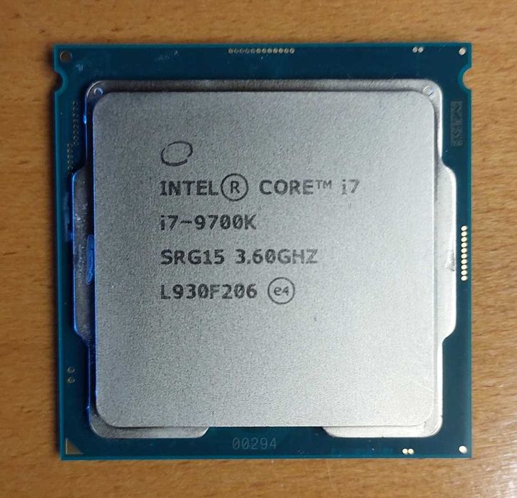 Intel Core i7-9700K | 8 núcleos | Testado e totalmente funcional