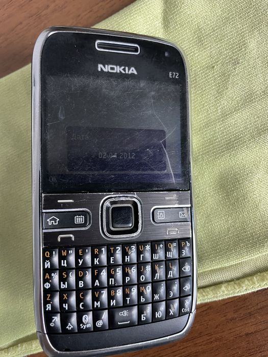 Nokia e-72-1 rm-530