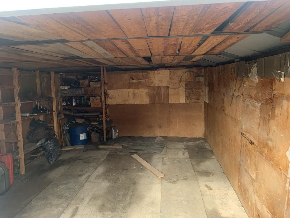 В. Великого WOG продам гараж