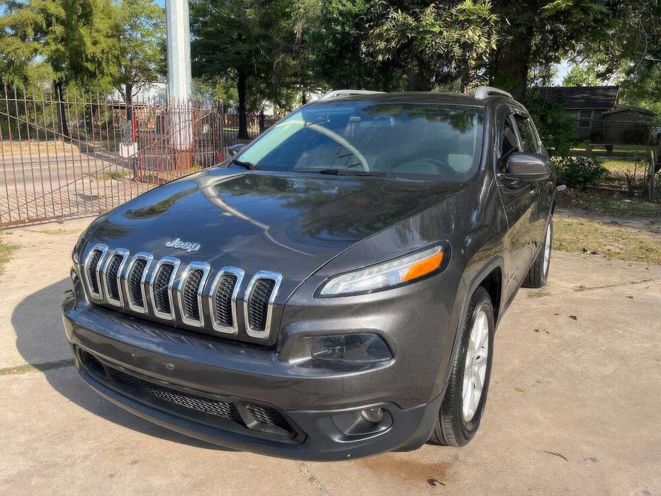 Jeep Cherokee Latitude      2016