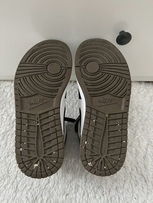 Air Jordan 1 Mid SE