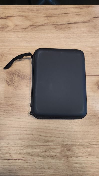 Zestaw obiektywów 4w1 do smartphonów i tabletów ze statywem Apexel