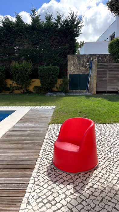 Banco vermelho de exterior