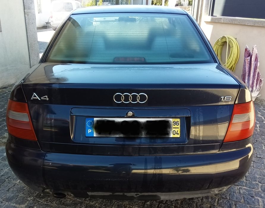 Audi A4  1.6 Gasolina