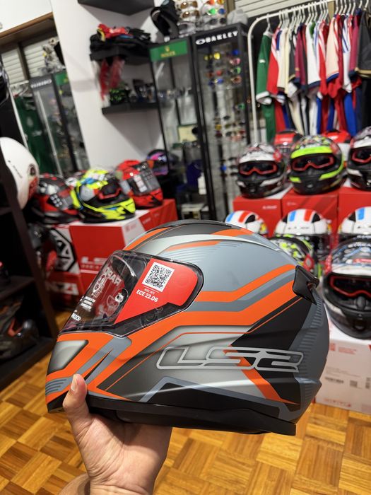 Promoção Capacetes novo por 117 cada um