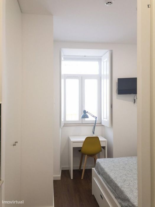 Estúdio - localizado em Montes Claros Coimbra