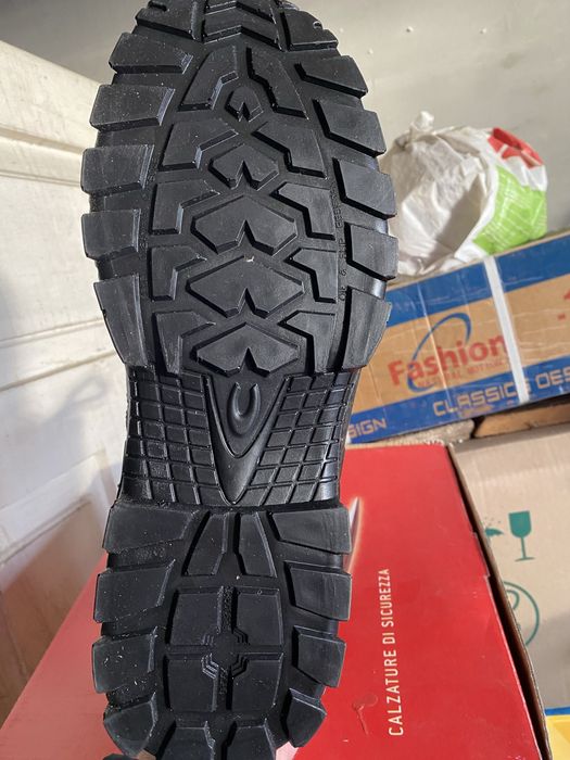 Шкіряні зимові берці