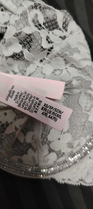 Бюстгальтери Victoria's Secret (original).