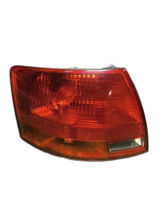 Farolim Esquerdo AUDI A4 B7 Avant 8E9945095E (OEM)