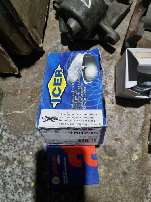 Pastilhas de travões Novas para Renaut 4L