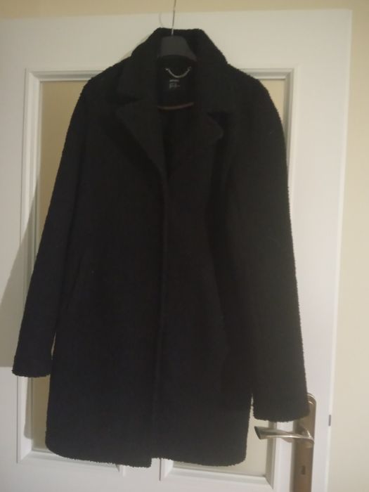 Śliczny damski płaszczyk ,bucle