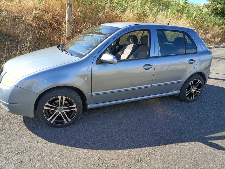 Skoda Fábia 1.4 gasolina