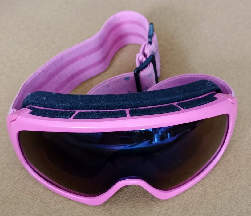 Kask plus gogle narciarskie